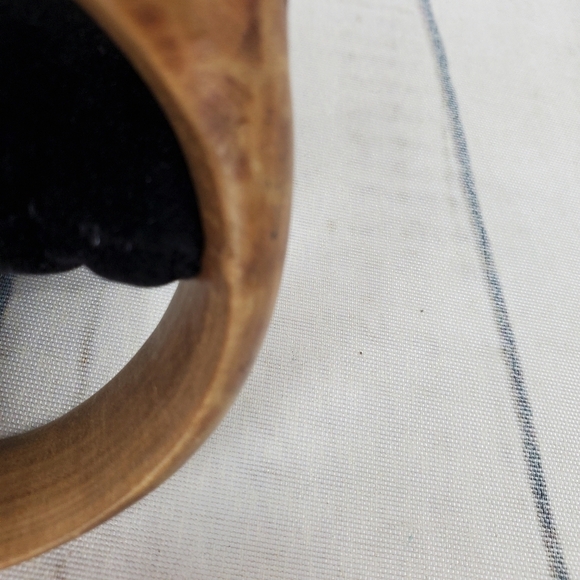 2/$25 Vintage Wooden Wraparound Giraffe Bangle 7" - Picture 14 of 16